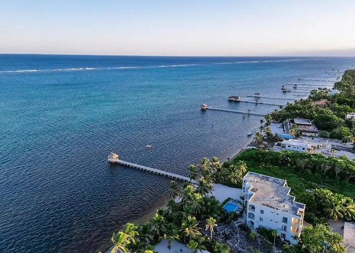 Relaxing With Shared Pool Ocean Views Partial Ac & Wifi San Pedro (Ambergris Caye)