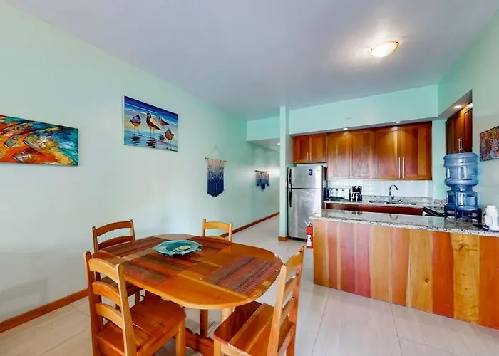 Сasa de vacaciones Relaxing With Shared Pool Ocean Views Partial Ac & Wifi *
