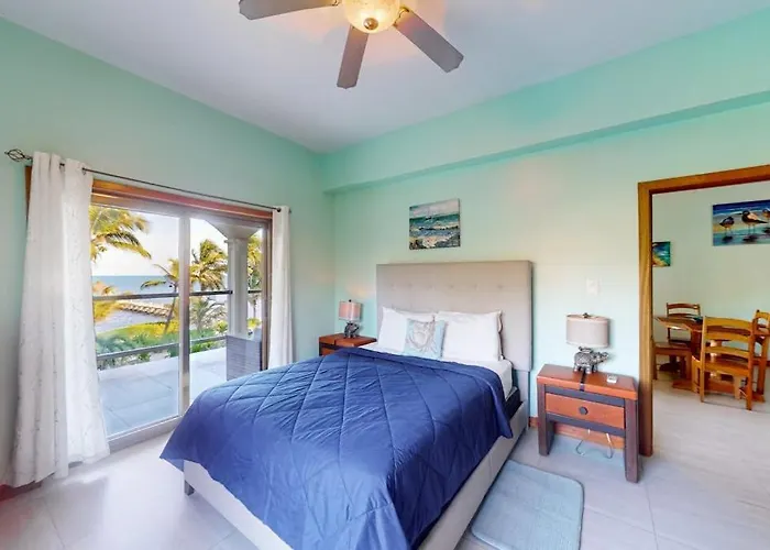 Relaxing With Shared Pool Ocean Views Partial Ac & Wifi Сasa de vacaciones